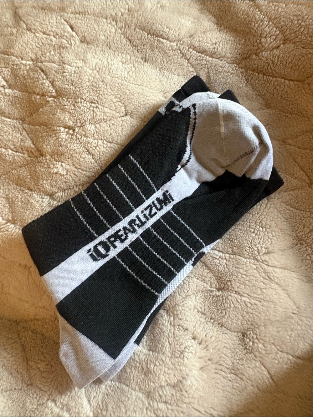 Pearl Izumi Black & White Low-Cut Athletic Socks NWOT